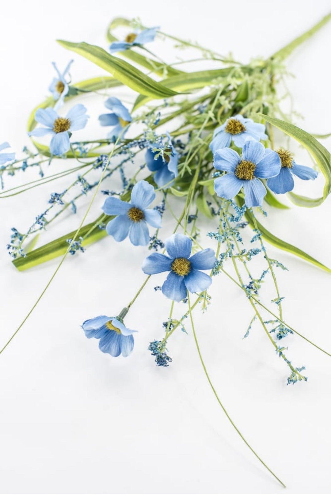 Mini, Blue Daisy Filler Bush - 21" - Greenery MarketArtificial Flowers63837BL
