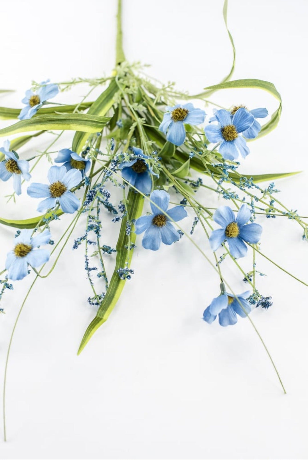 Mini, Blue Daisy Filler Bush - 21" - Greenery MarketArtificial Flowers63837BL