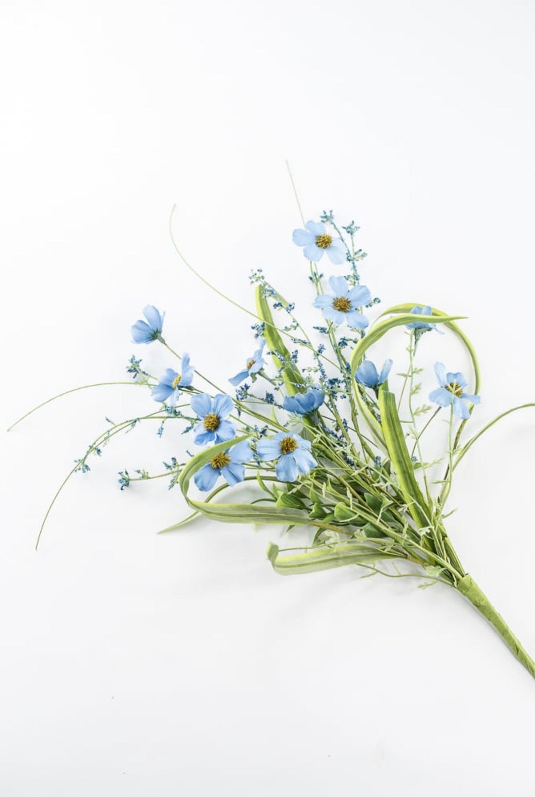 Mini, Blue Daisy Filler Bush - 21" - Greenery MarketArtificial Flowers63837BL