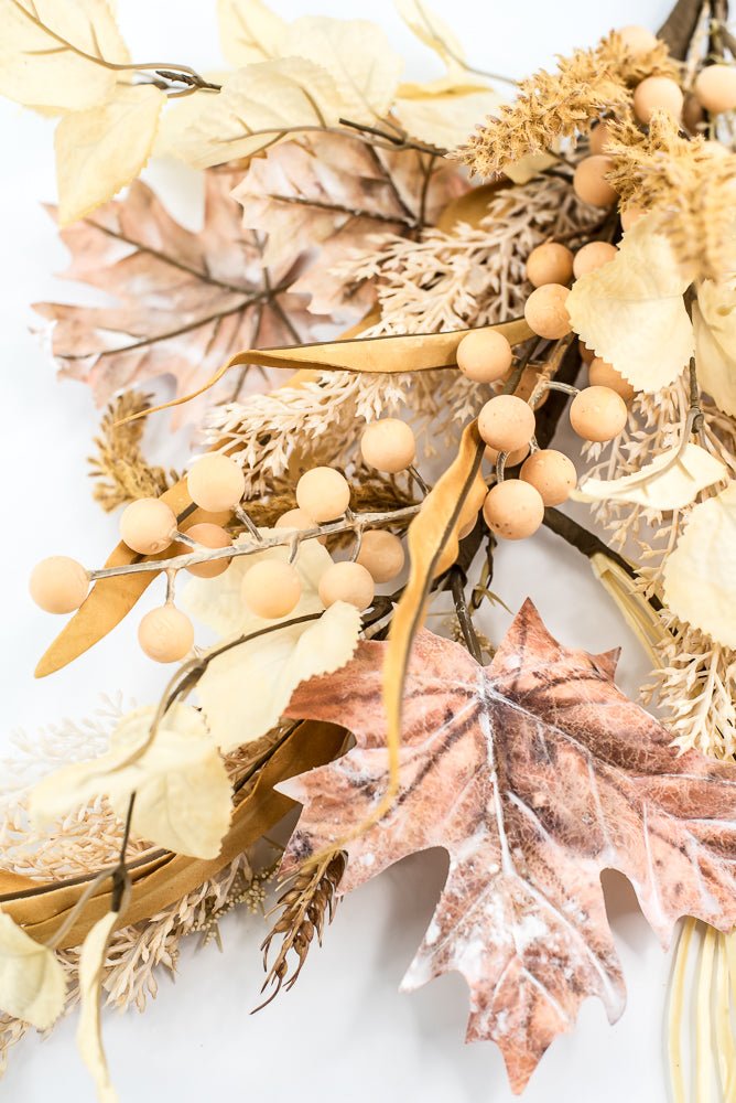 Mixed berry and greenery spray - cream - Greenery Market65198