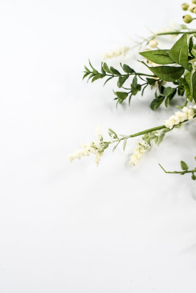 Mixed Greenery and Berries Pick - Greenery Market13614CM