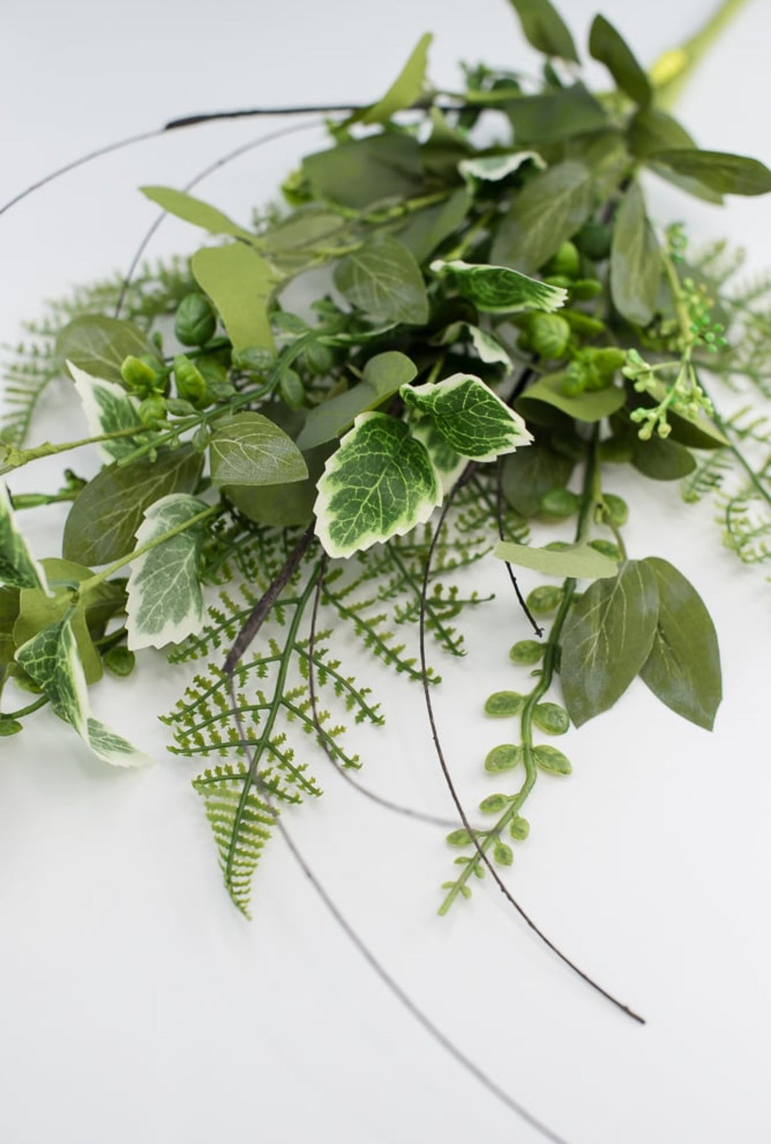 Mixed Leaf and fern spray - Greenery Market63461SP28