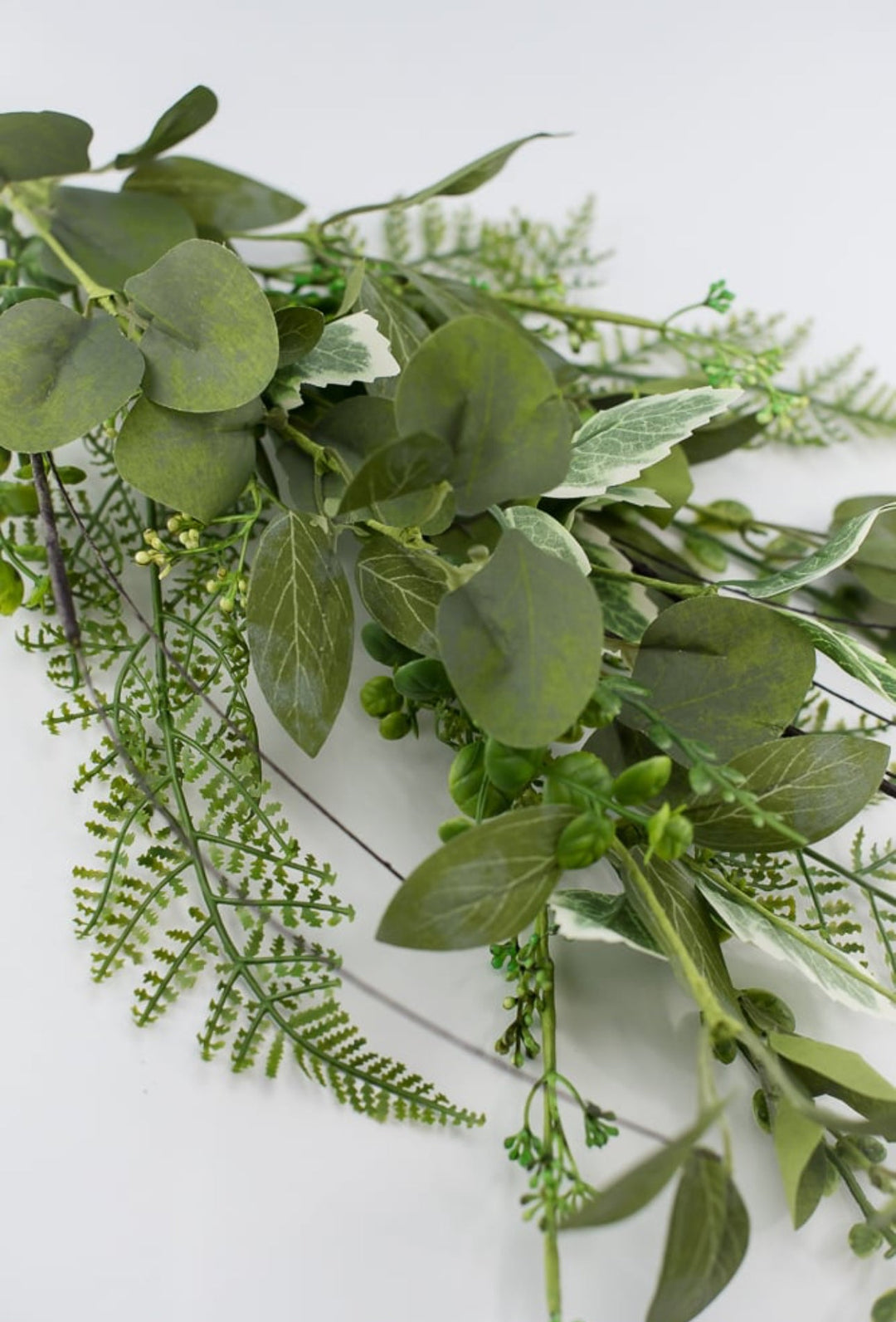 Mixed Leaf and fern spray - Greenery Market63461SP28