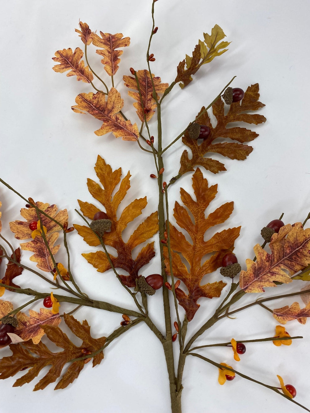 Oak leaves and acorns mixed spray - Greenery Market85312