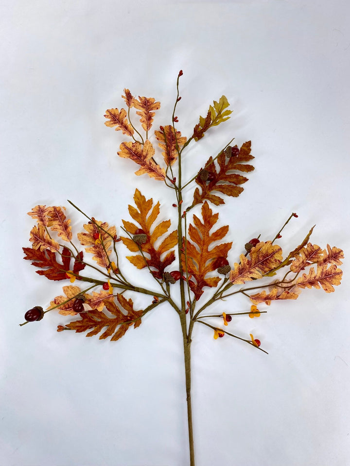 Oak leaves and acorns mixed spray - Greenery Market85312