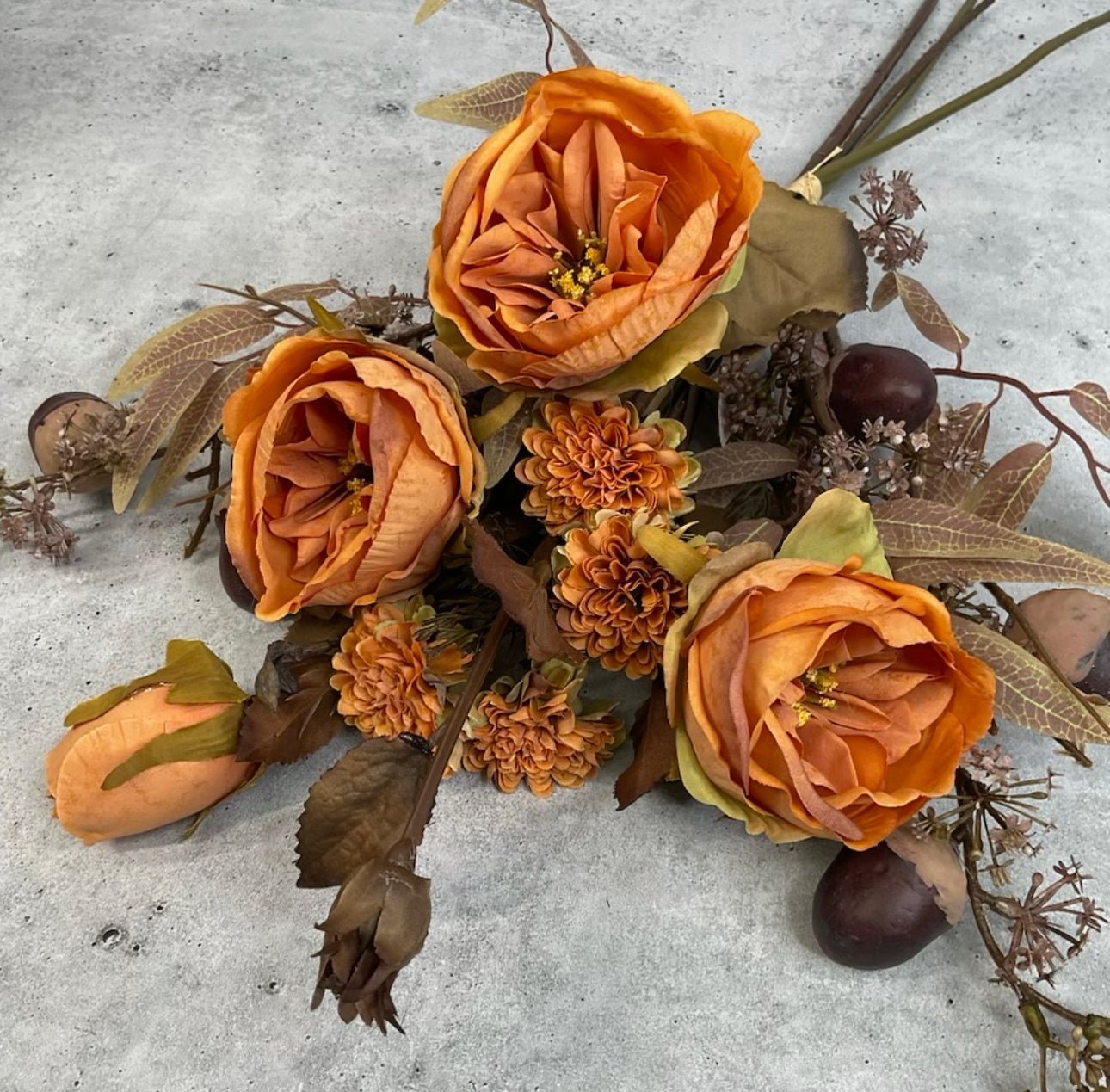 Open rose and mum mixed bundle with acorns - orange - Greenery Market