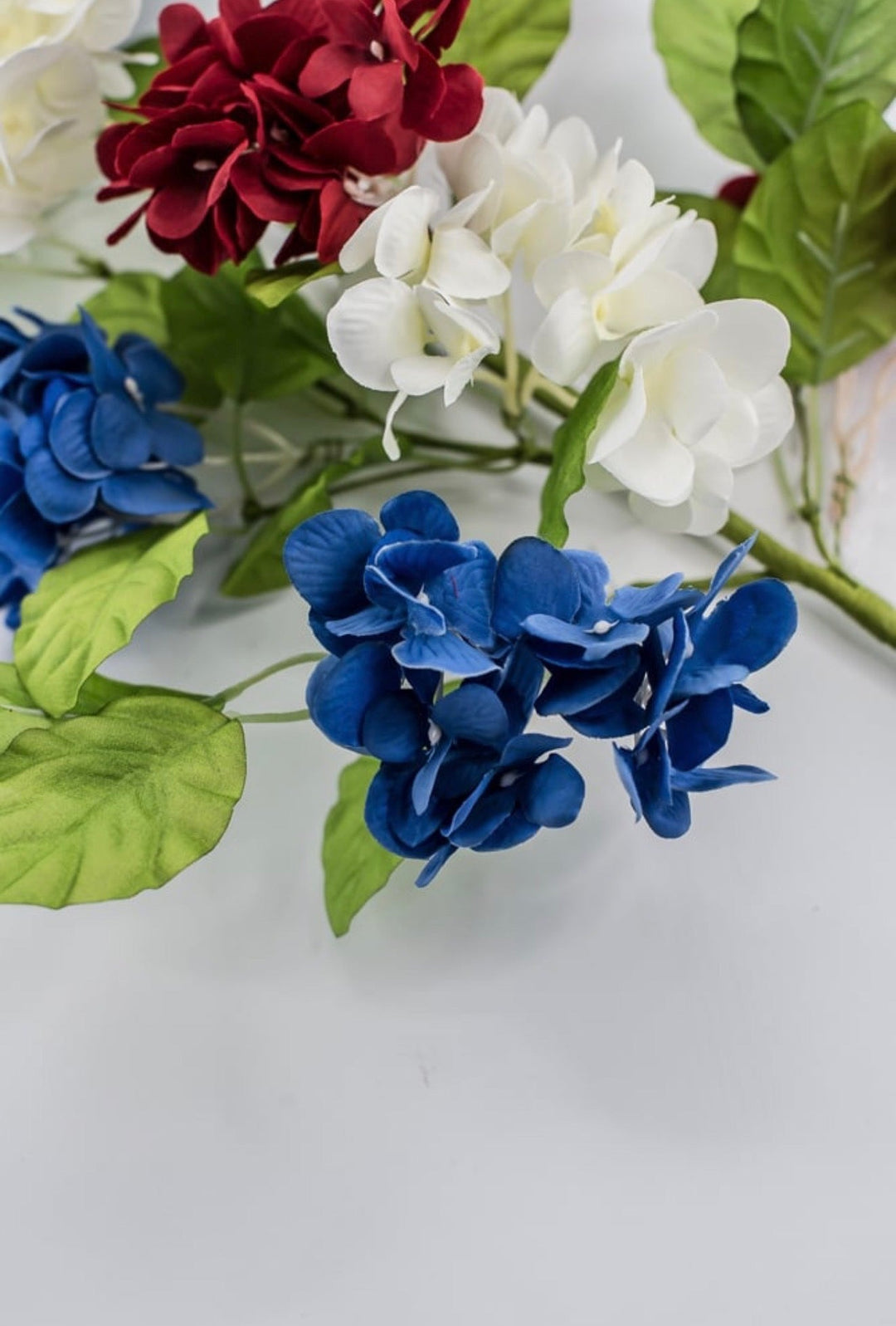 Patriotic Hydrangea Spray - 24" - Greenery Market65574