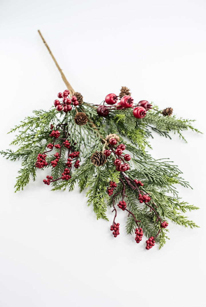 Pine And Berry Mix Spray - Greenery Market86257SP28