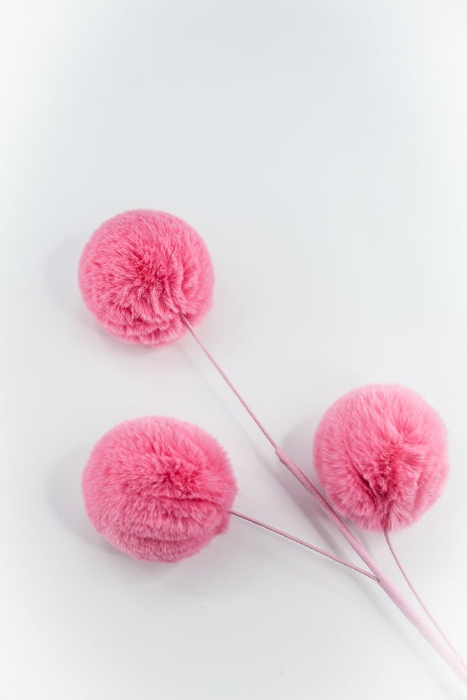 Pink faux fur ball spray - Greenery MarketSeasonal & Holiday Decorations85682pk