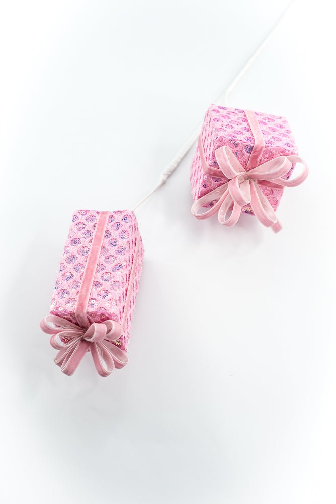 Pink Mesh Gift Box Spray - Greenery Market86351PK