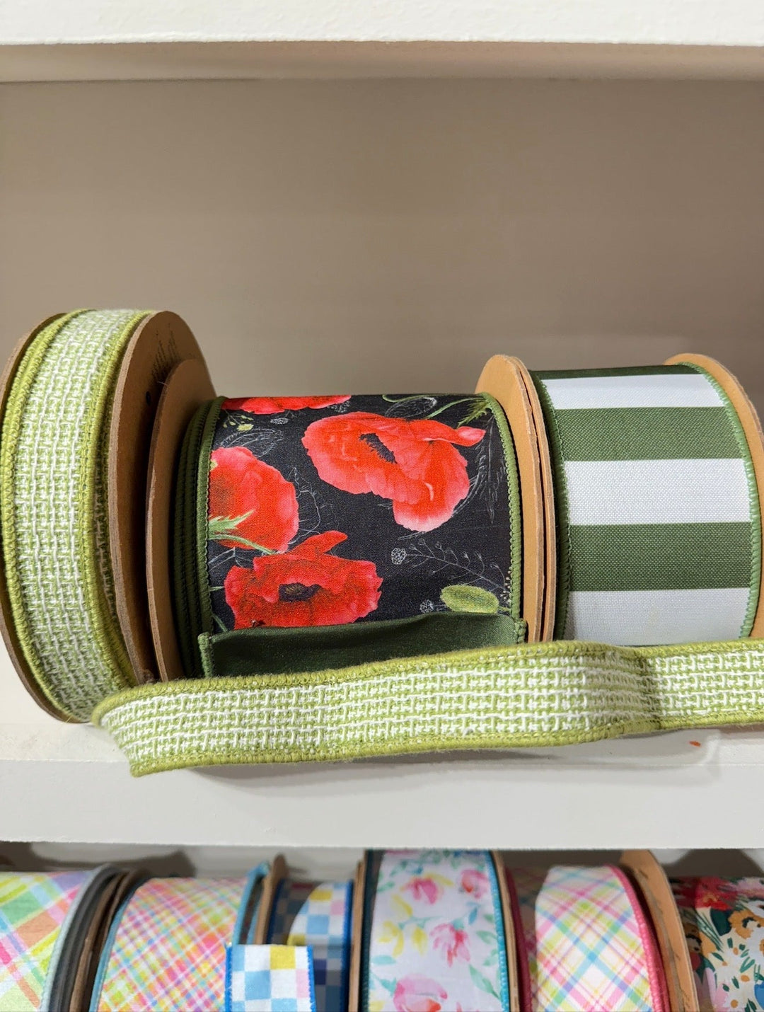 Poppies On Black with Green Backing Wired Dupioni Ribbon - 4" - Greenery MarketWired Ribbon9337W-030-100E
