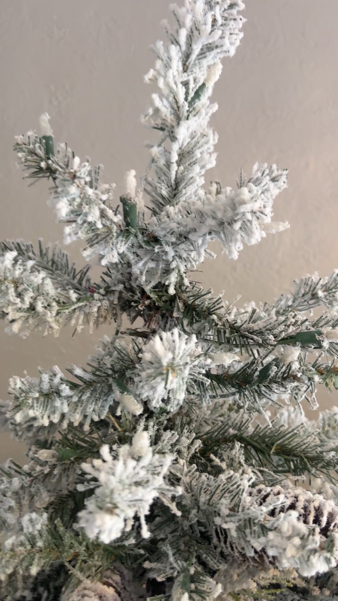 Blizzard tree greenery box - discounted bulk