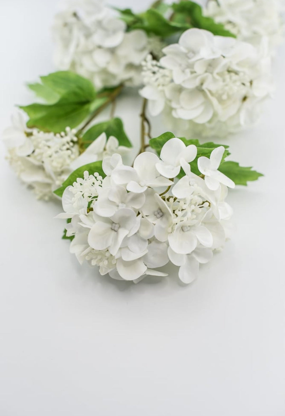 Real touch, snowball hydrangea spray - white - Greenery Market21114-CR