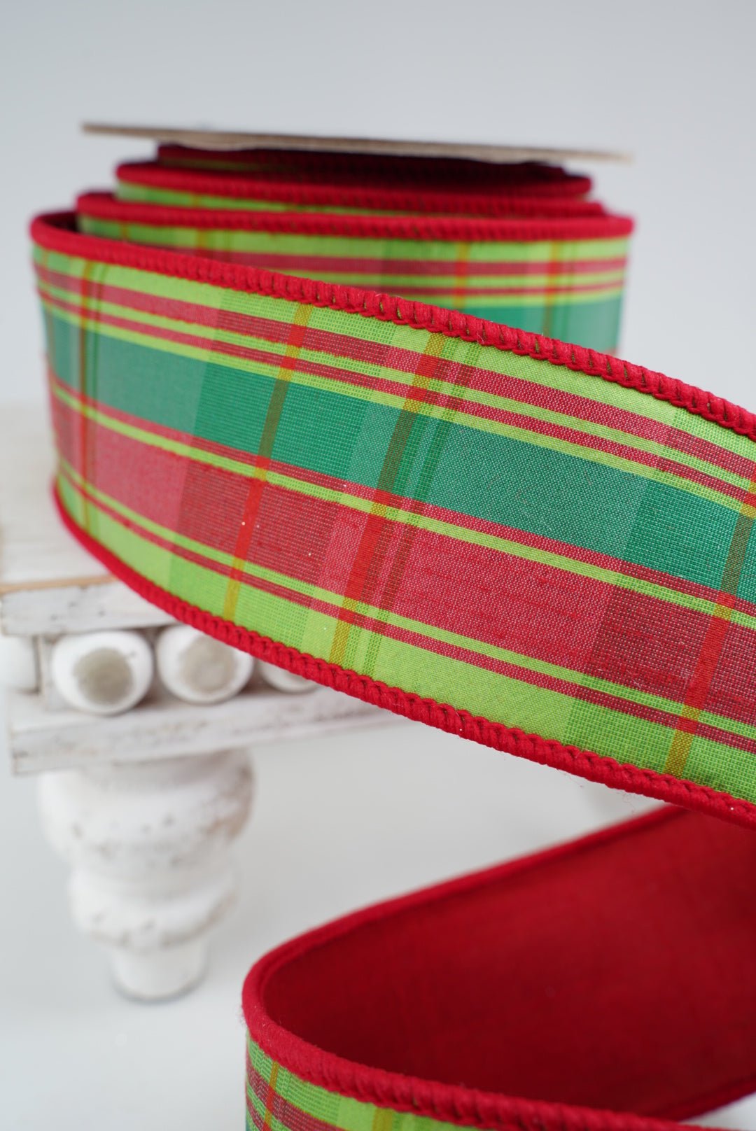 Red And Green Christmas Plaid Wired Ribbon 2.5” - Greenery MarketWired ribbon94405W-985-40F