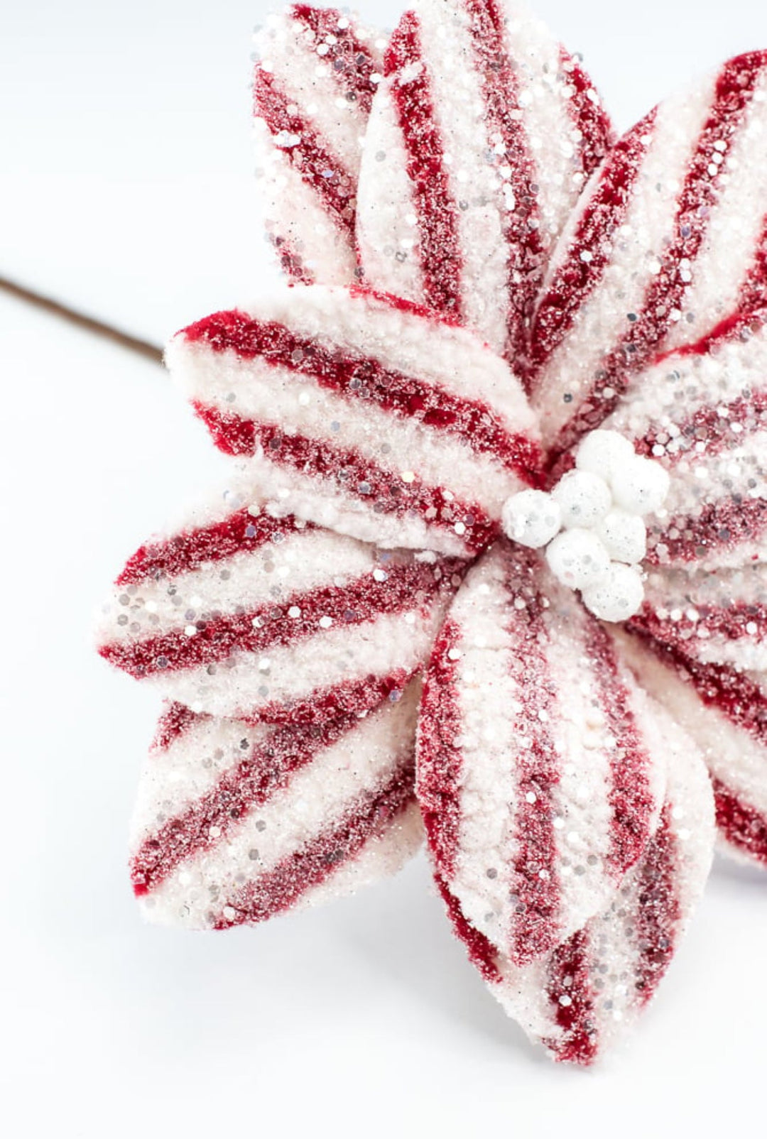 Red and white fleece poinsettia - Greenery MarketXS412376