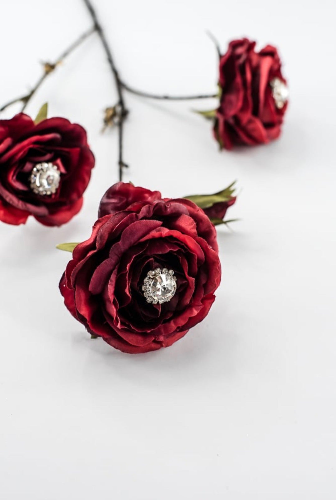 Red & Burgundy Diamond Velvet Rose Spray - 31" - Greenery MarketXFS795-RE/BU