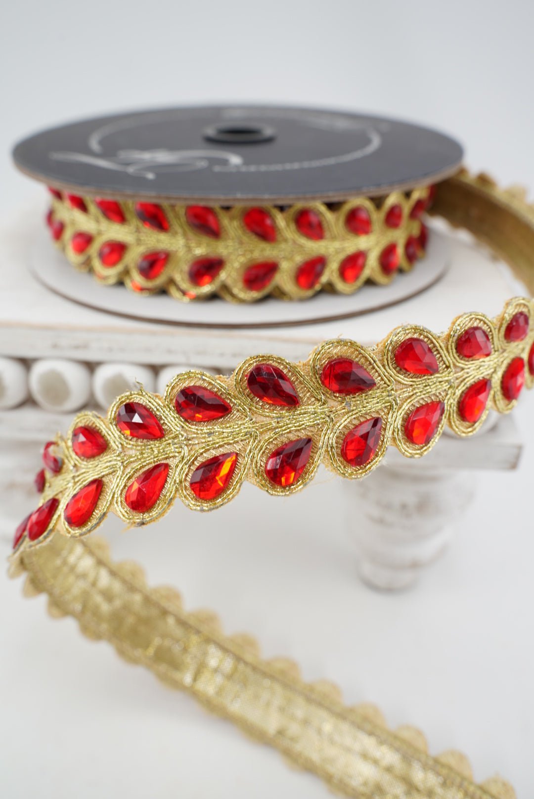 Red Crystal Pears Gemstones 1” Farrisilk Wired Ribbon - Greenery MarketRibbons & TrimRK833-02