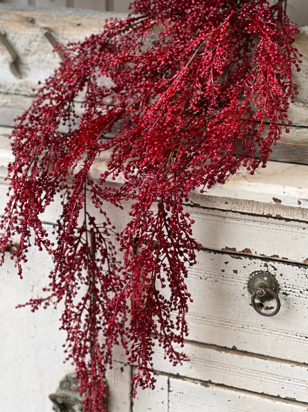 Red hanging berry bush - Greenery MarketXVP9702