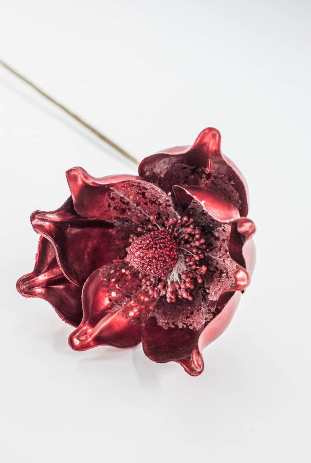 Red Magnolia Stem - Greenery Market32161-RD