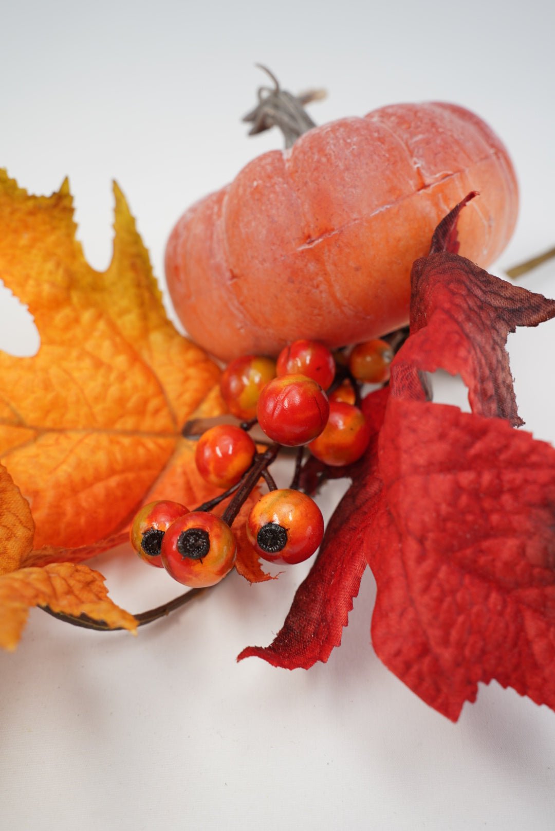 Rust Pumpkin maple leaves pick - Greenery Marketgreenery82239