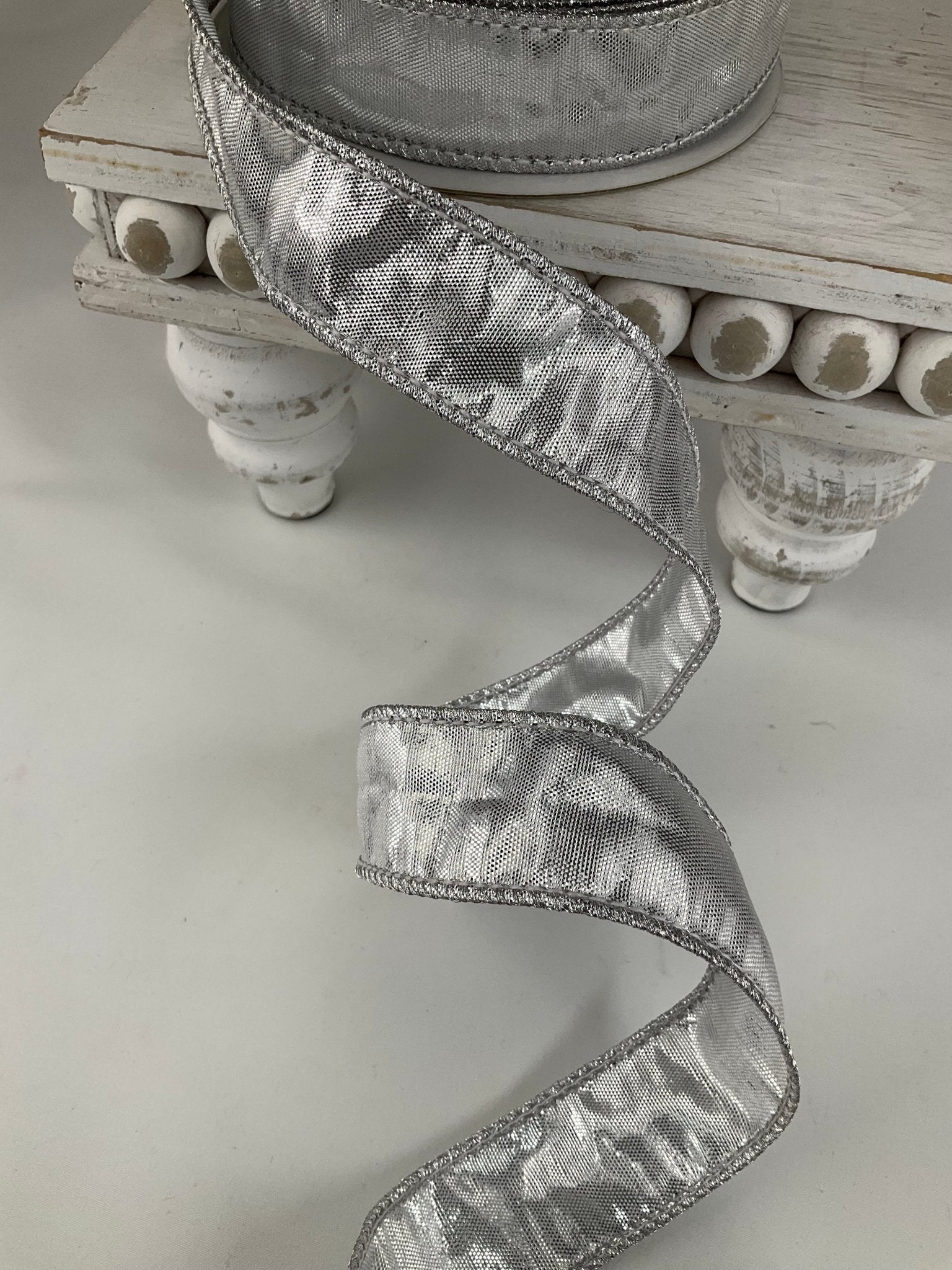 Silver Metallic Dupion Wired Ribbon - 1