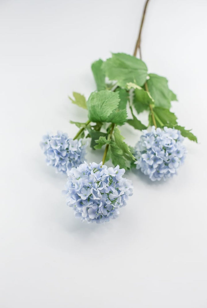 Snowball hydrangea spray - light blue - Greenery Market2255078LB