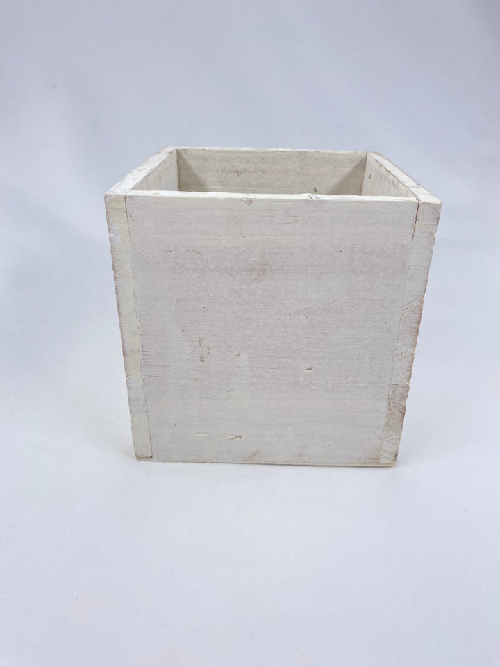 Square wooden containers - whitewashed - Greenery Marketwreath base & containers7943WH