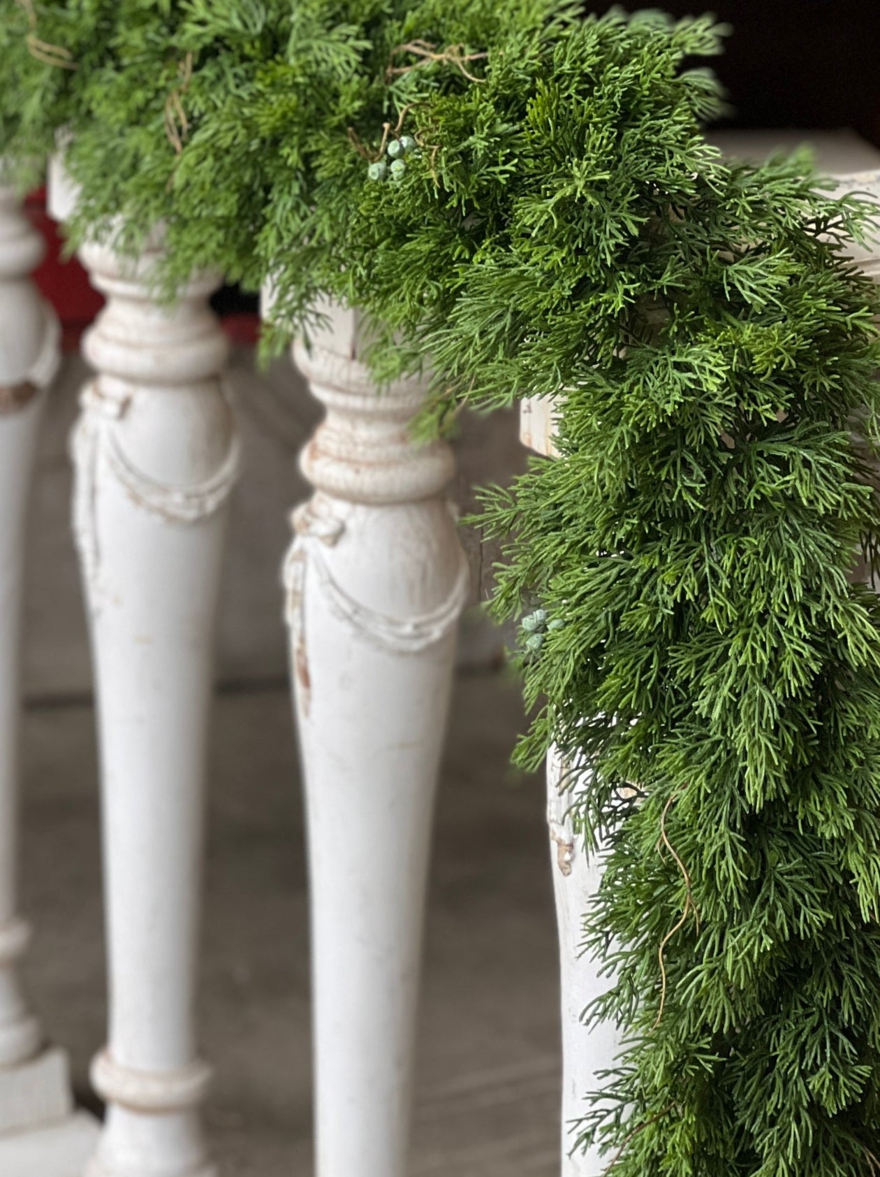 Thick draping cedar garland 6' - Greenery Market
