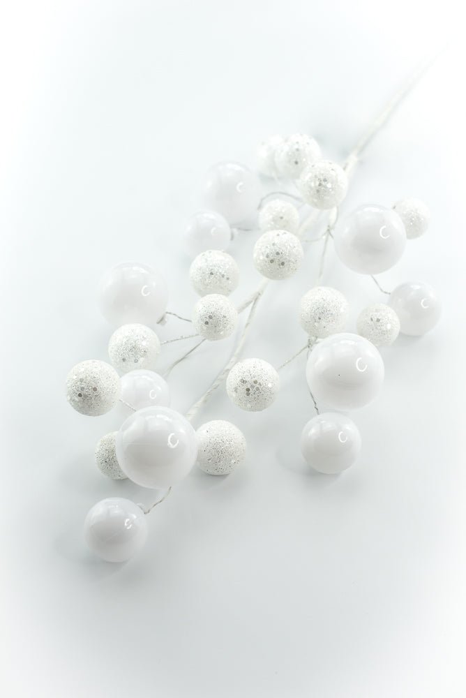 White Ball Spray - Greenery Market86599WT