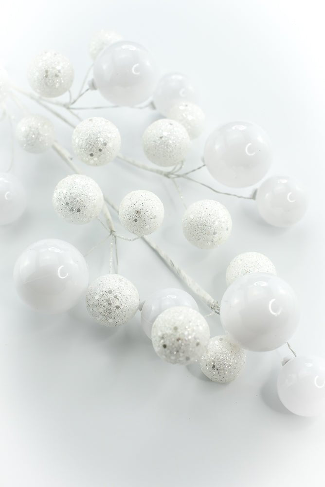 White Ball Spray - Greenery Market86599WT