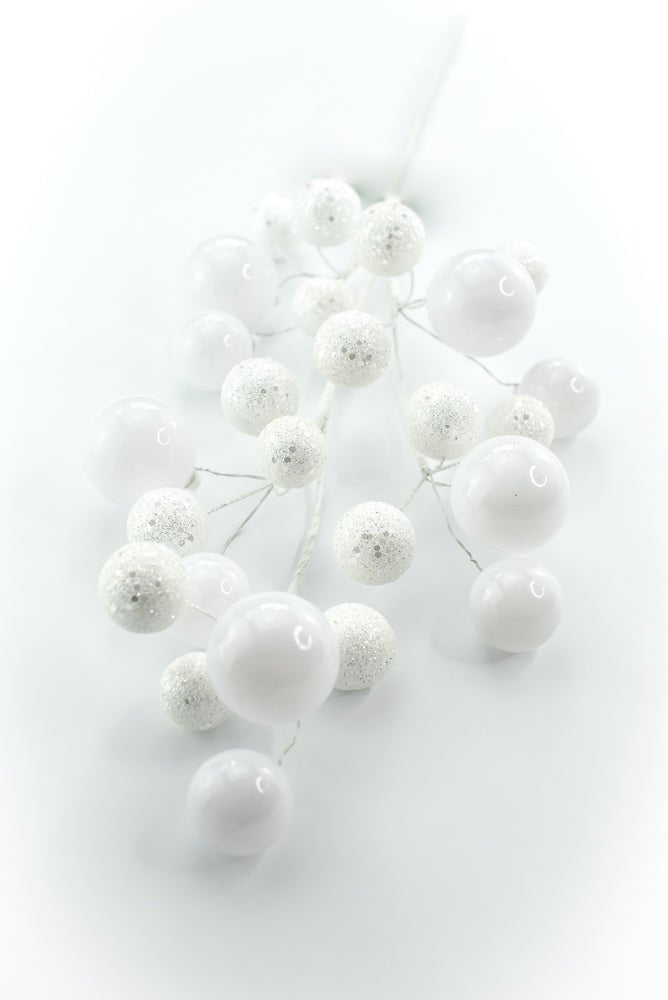 White Ball Spray - Greenery Market86599WT