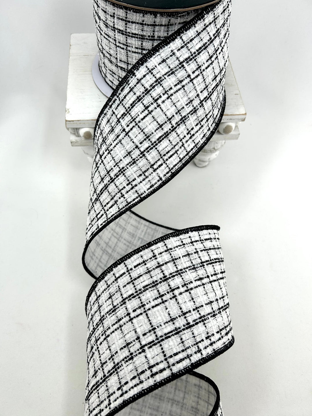 White & Black Wired Tweed Ribbon - 4" - Greenery MarketWired Ribbon215277
