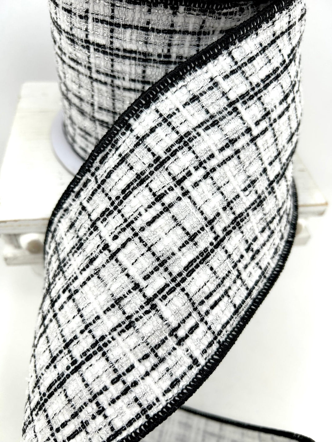 White & Black Wired Tweed Ribbon - 4" - Greenery MarketWired Ribbon215277