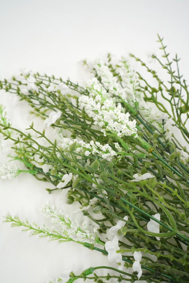 White filler flower with babies breath - Greenery Marketartificial flowers30356wt