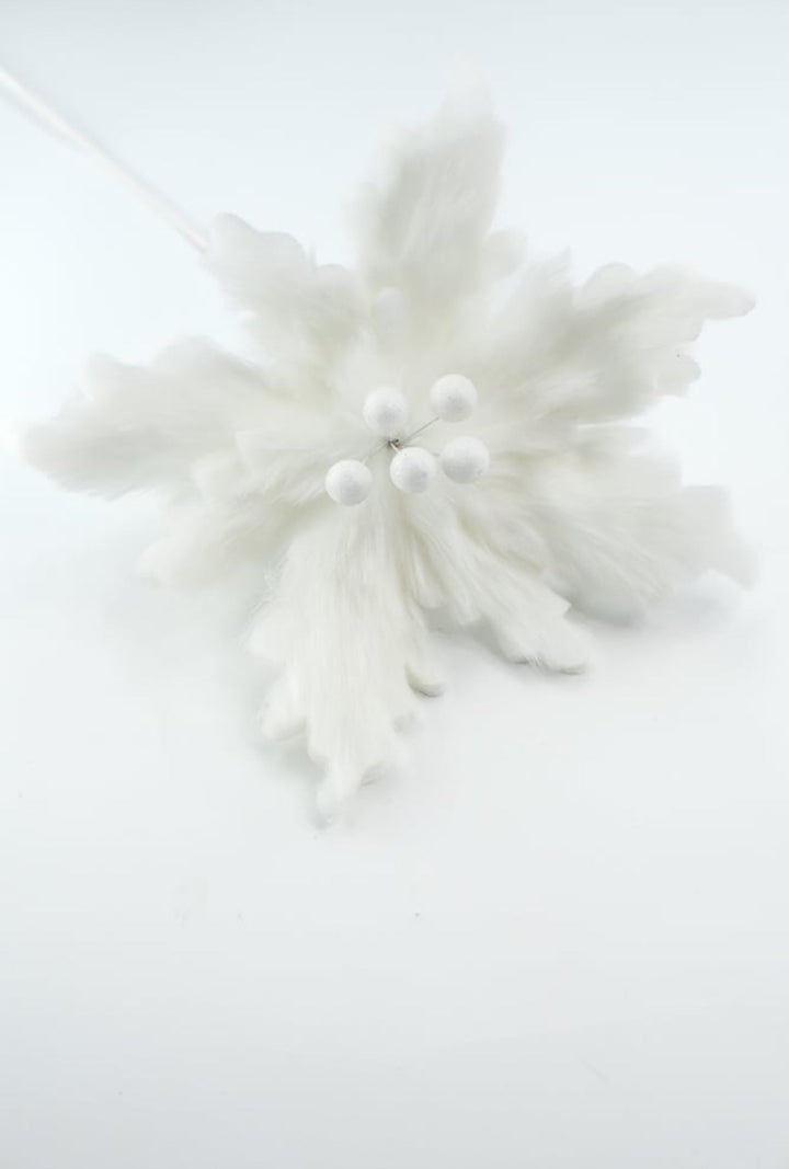 White fluffy poinsettia stem - Greenery Market234973