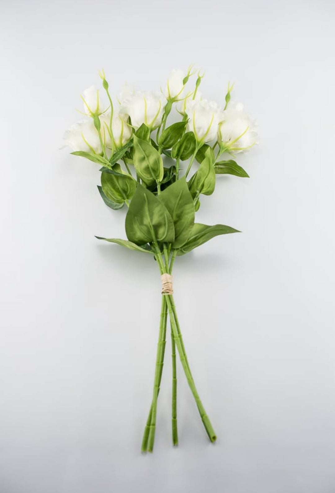 White lisianthus bundle - Greenery Market27042