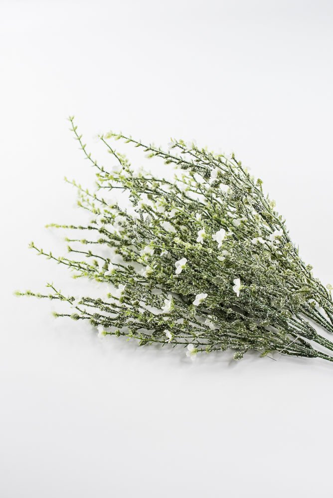 White Plastic Flower Iced - Greenery Market85263-WT