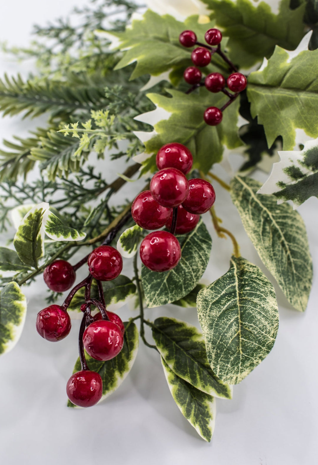 White & Red Magnolia, Berry, Holly & Pine Spray - 26" - Greenery MarketXDS511-WH/RE