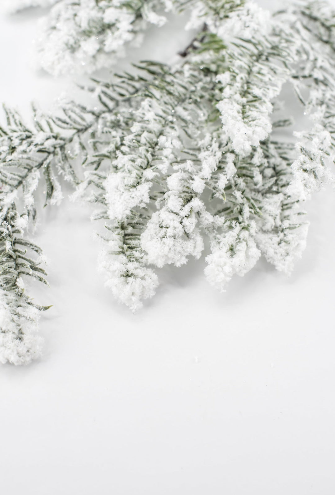 White Snowed Pine Spray - 22" - Greenery MarketYS2253-WH