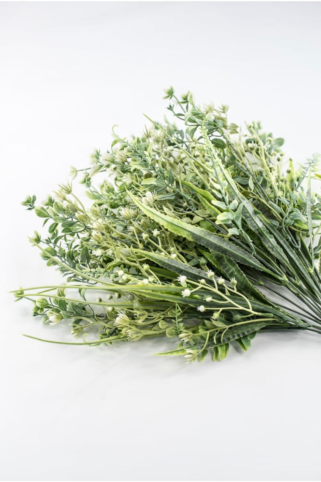 White Tipped Mixed Greenery Bush - 21" - Greenery Market85618-WT