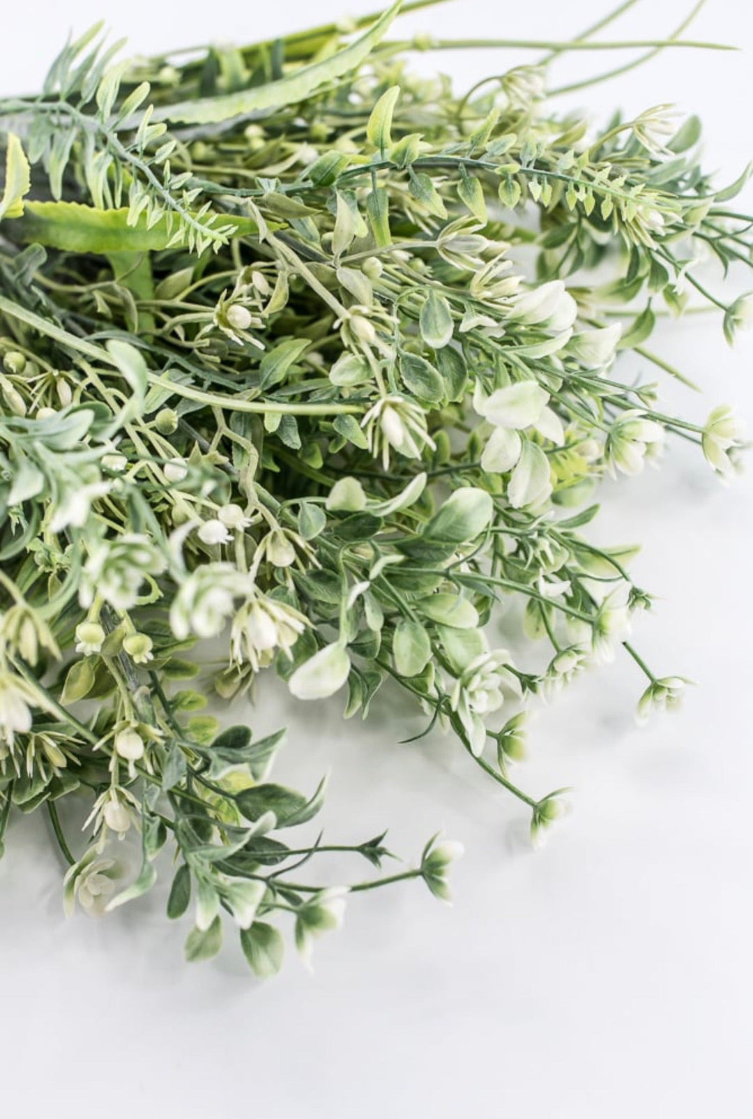 White Tipped Mixed Greenery Bush - 21" - Greenery Market85618-WT