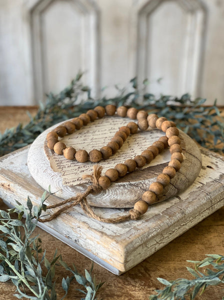新品　BENTLEY　PEARL GARLAND　WedgeWood Wooden bead garland - natural - Greenery Market