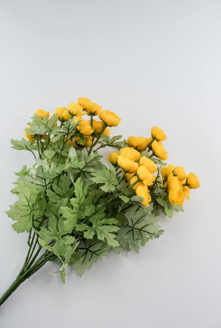 Yellow mini ranunculus bush - Greenery Market63514YW