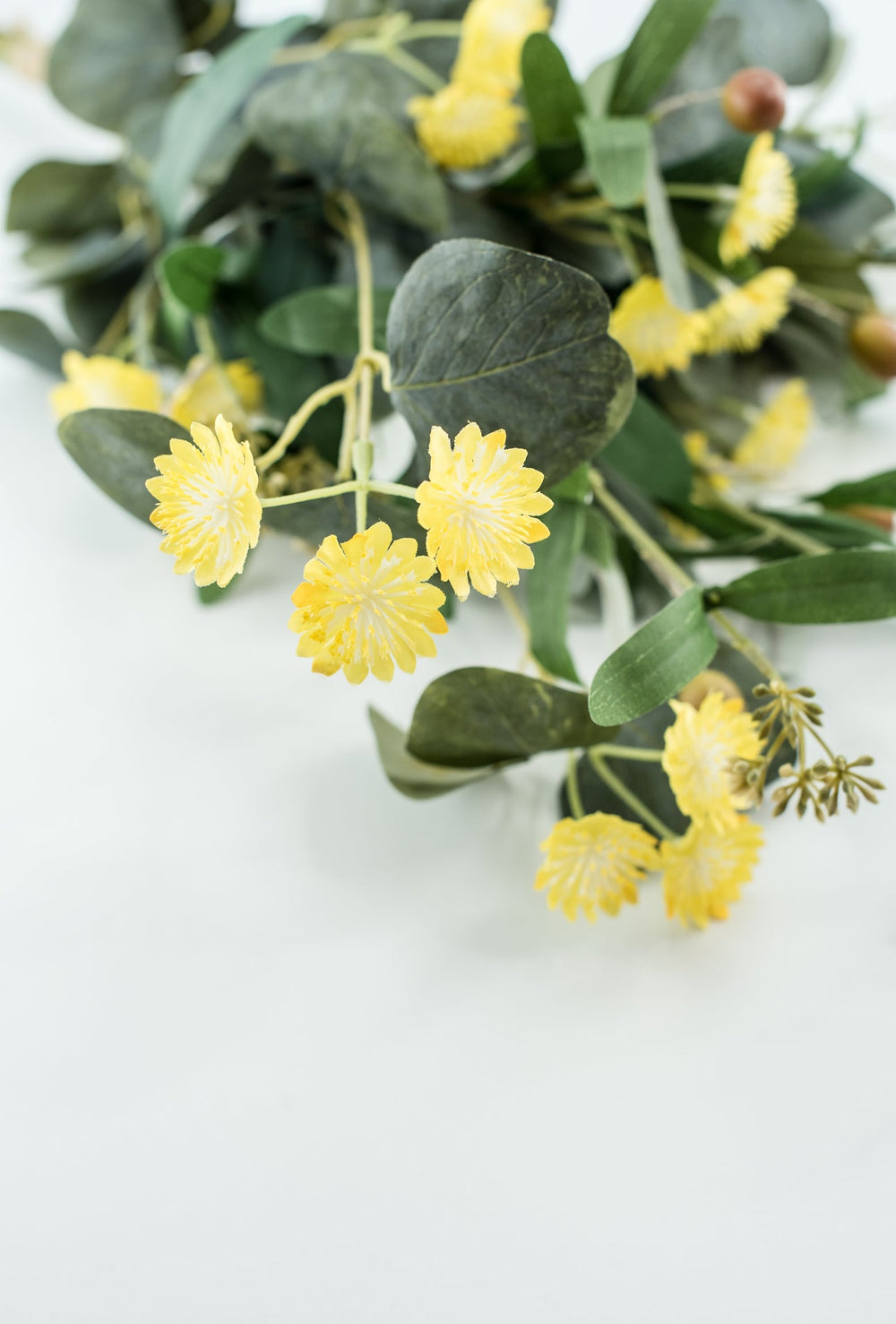 Yellow Mixed eucalyptus and flower bundle - Greenery Market83534 - yel