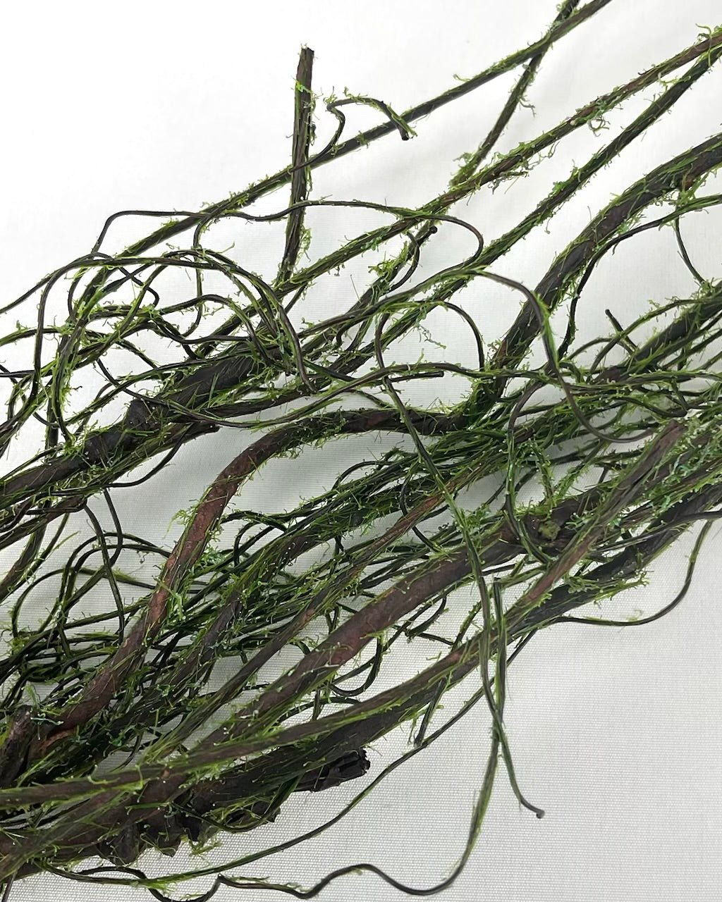 Artificial mossy twigs vine - Greenery Market27549