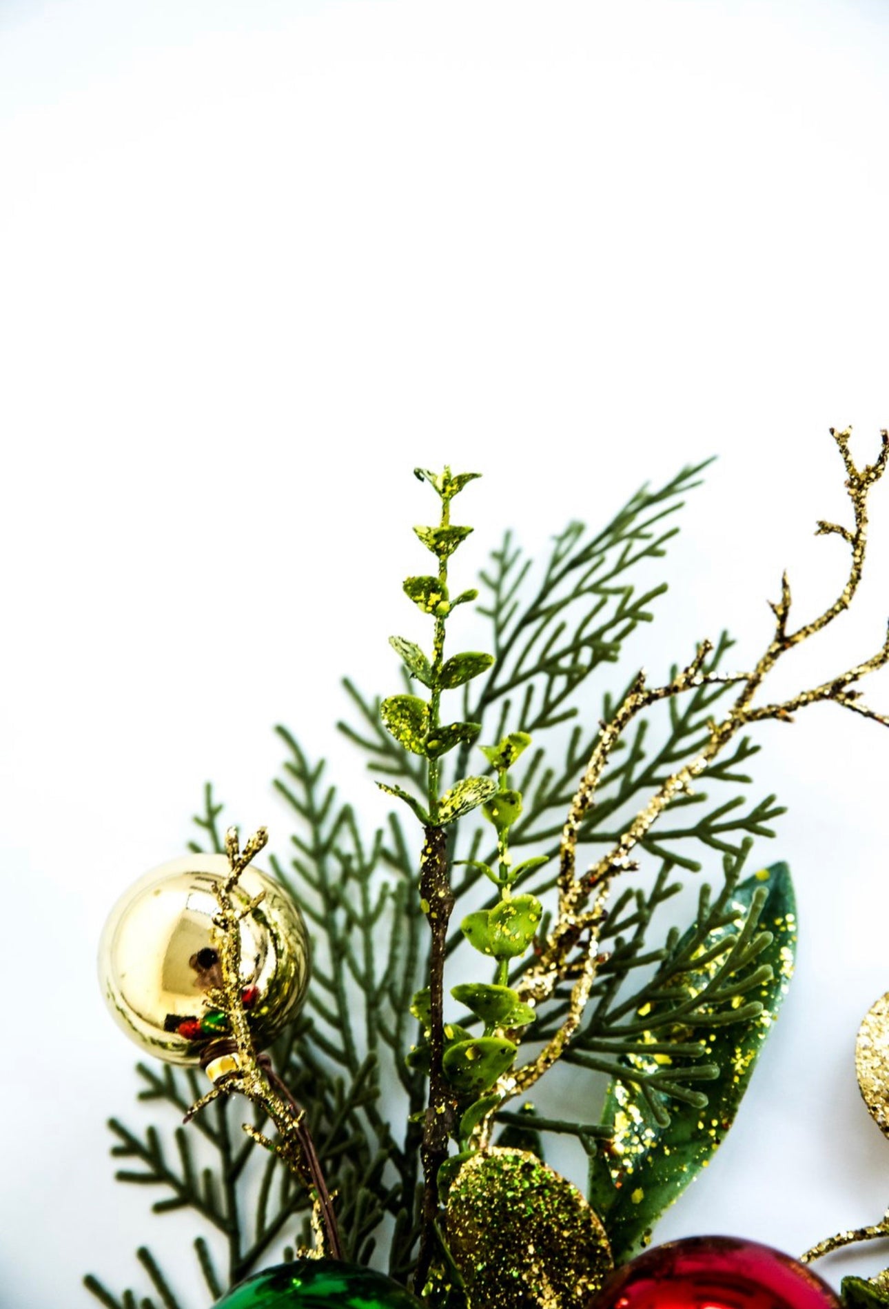 Cedar and mixed greenery red, green, and gold ornaments - Greenery MarketChristmasXg964-rggo