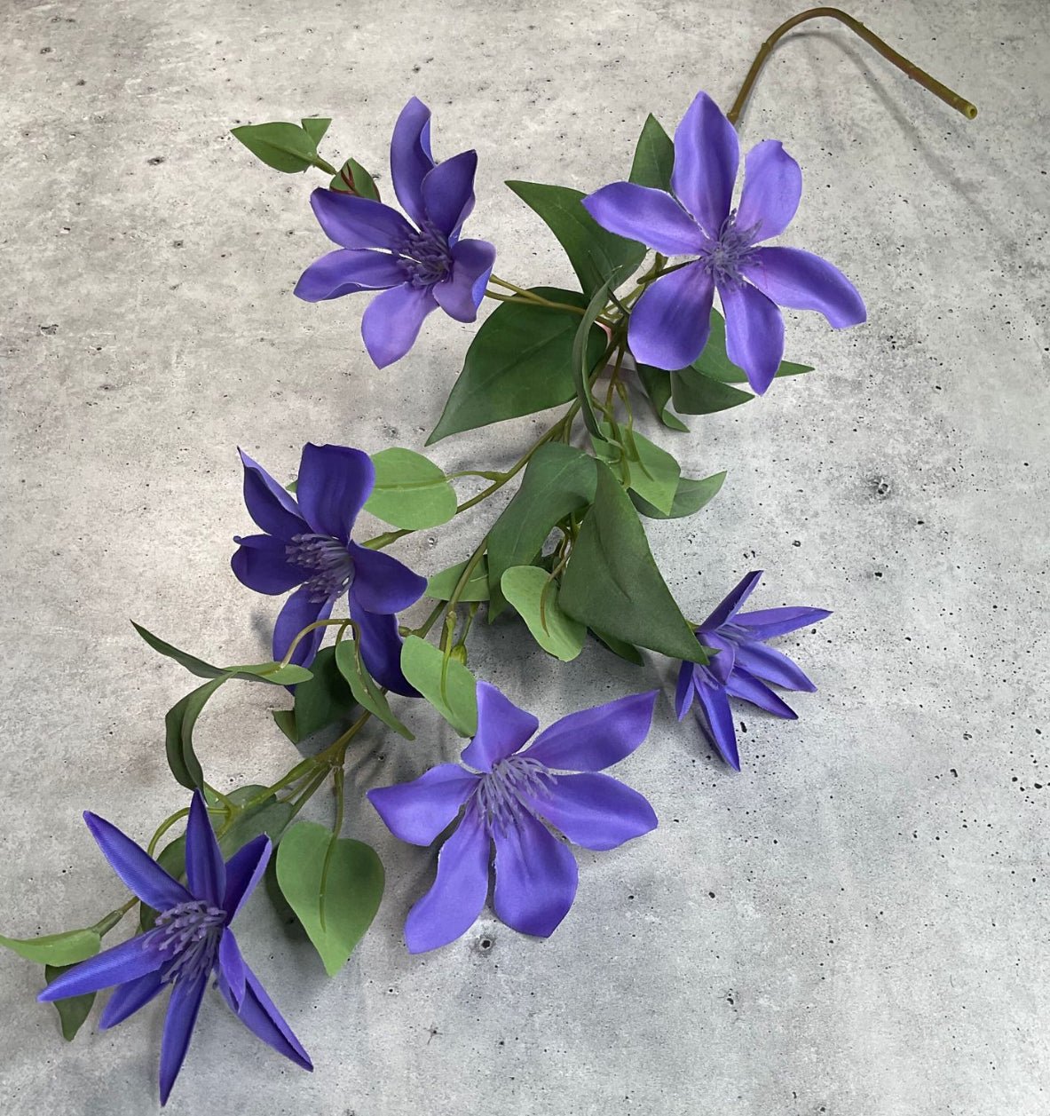 Clematis vine spray - purple - Greenery Marketartificial flowers27433