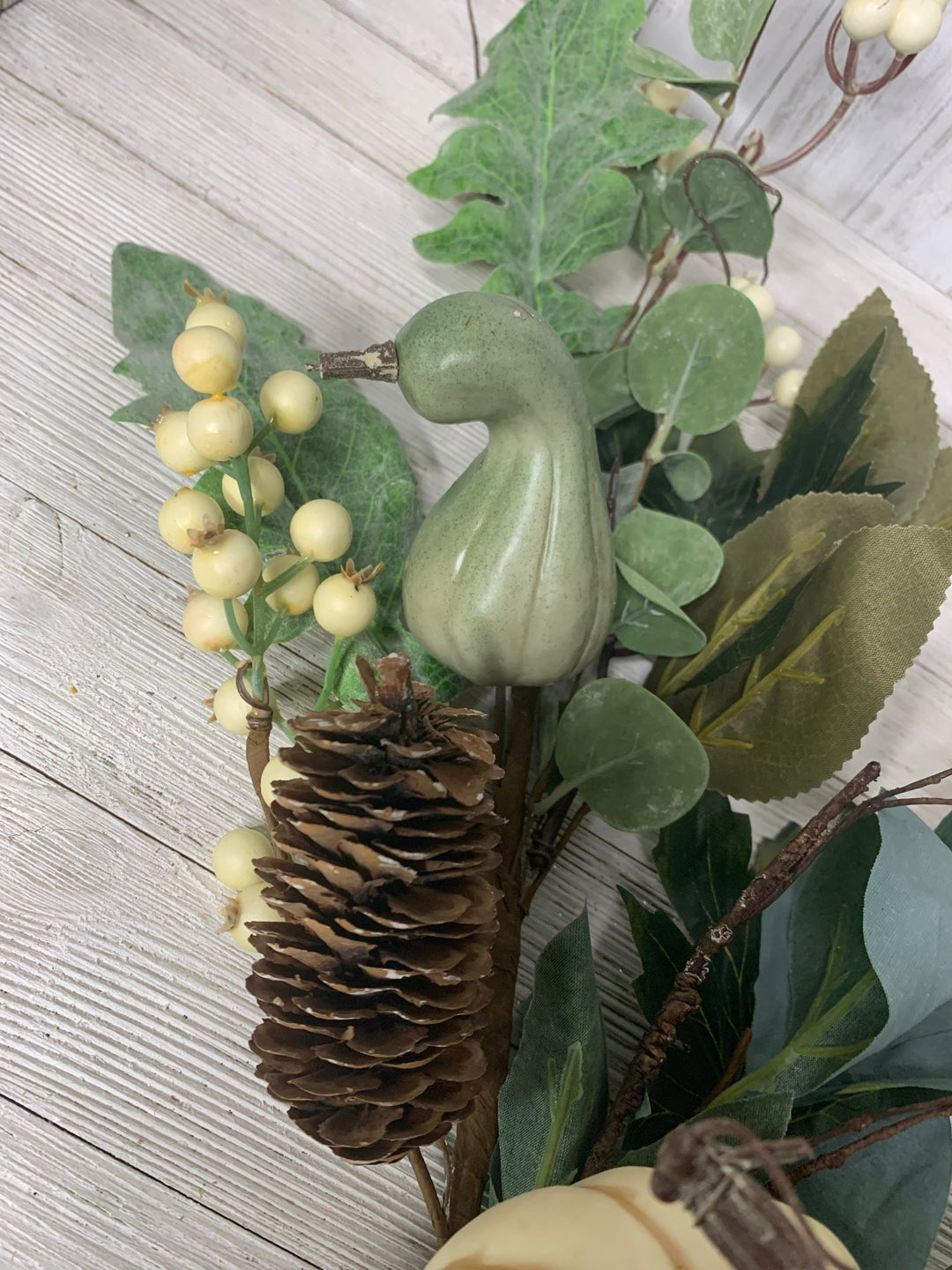 Cream / green harvest spray with pumpkins and berries - Greenery MarketFall and HalloweenMTH12705
