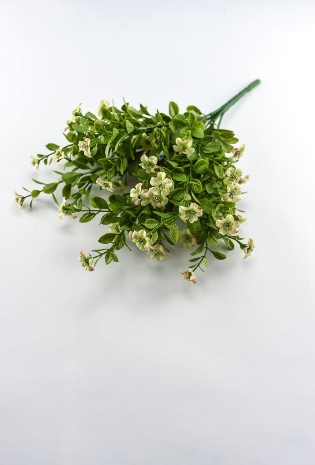 Green filler flower bush - Greenery Market82396-GN