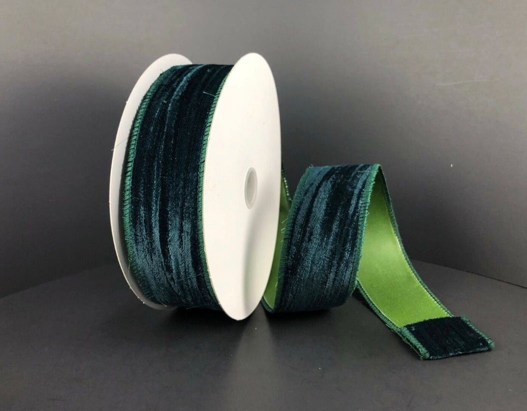Hunter green crushed velvet wired ribbon, 1.5